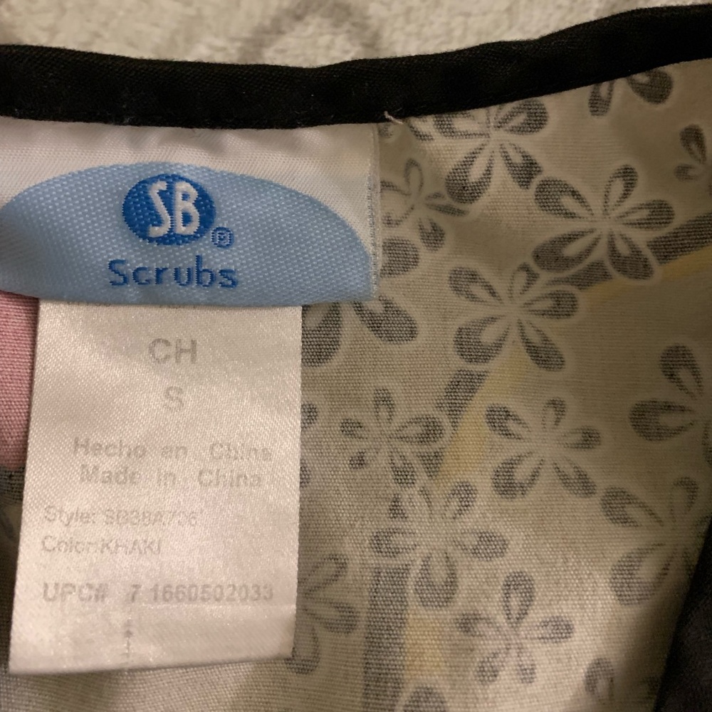 SB scrub top - Picture 4 of 4